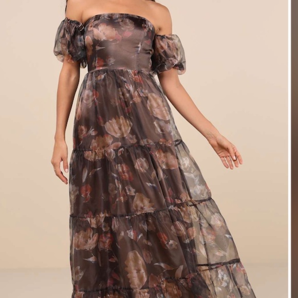 Exquisite Finesse Brown Floral Organza Maxi Dress With Pockets NWT - Picture 1 of 4